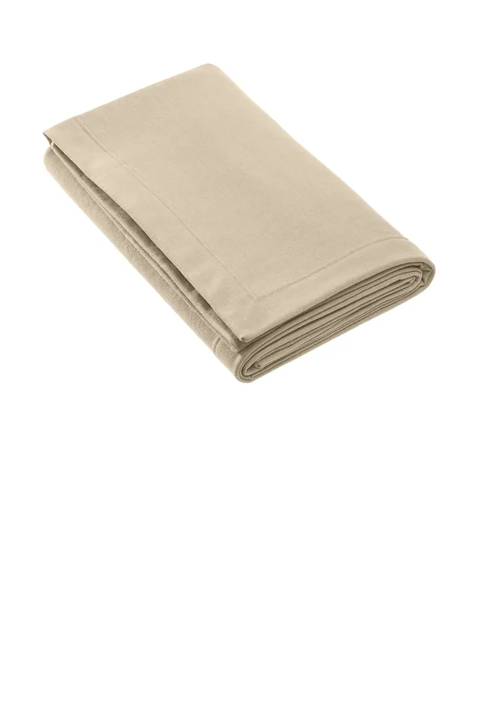 Gildan® Heavy Blend Fleece Stadium Blanket 18900
