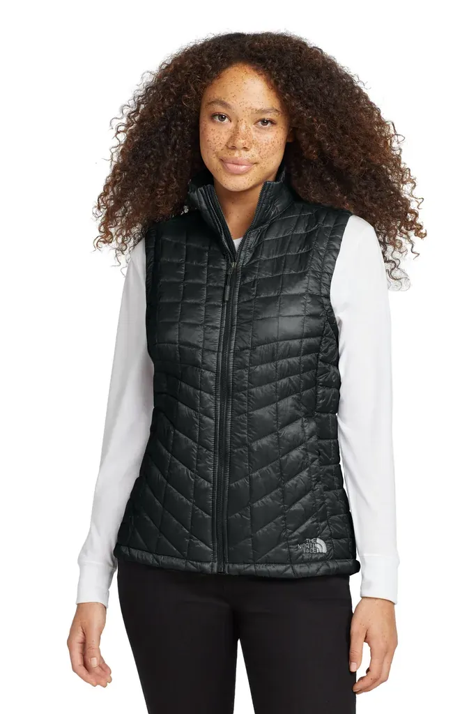 The North Face ® Women's ThermoBall   Trekker Vest. NF0A3LHL - additional view 1